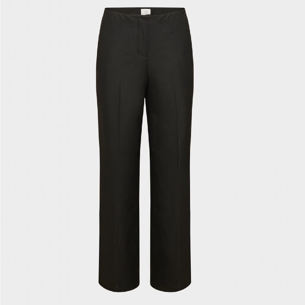 ARITZIA NWT Ensemble Pant